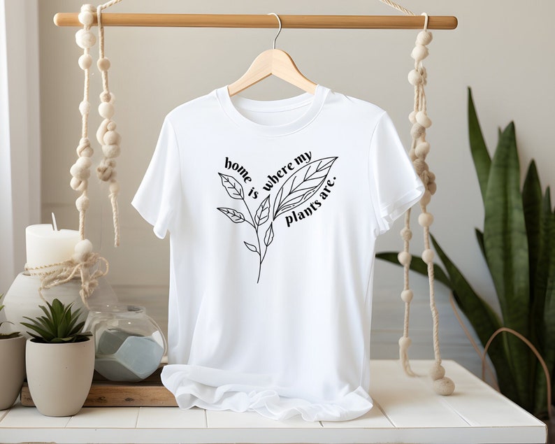 Home is where my plants are (Unisex t-shirt)